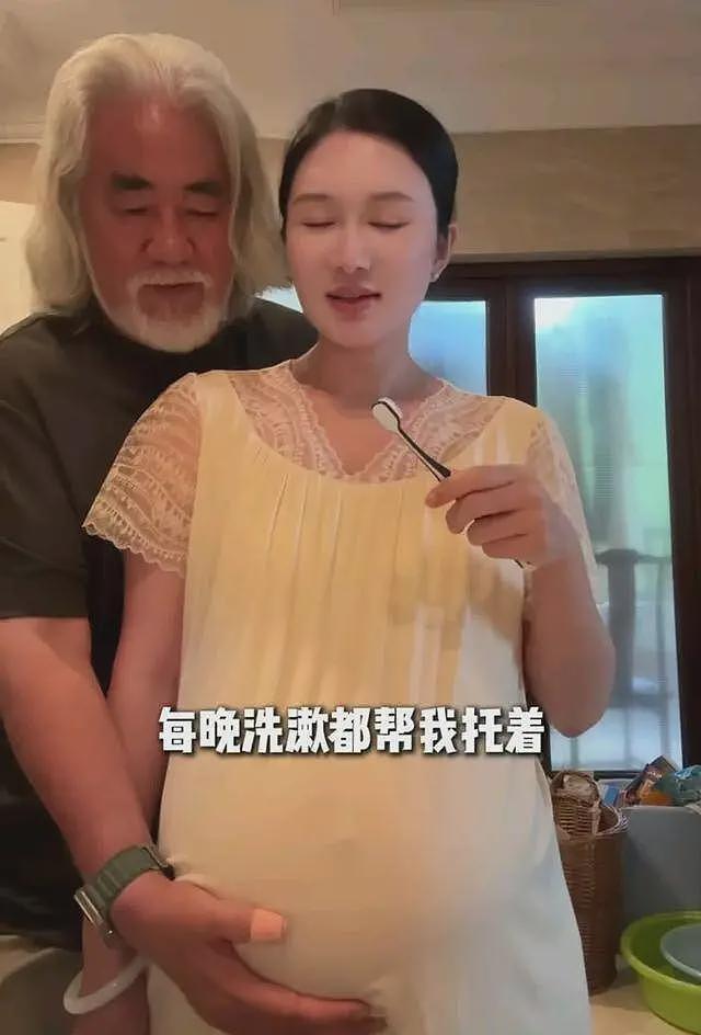 张纪中老婆晒别墅生活，超大后院加3层电梯，早餐喝牛奶燕窝补身体（组图） - 2