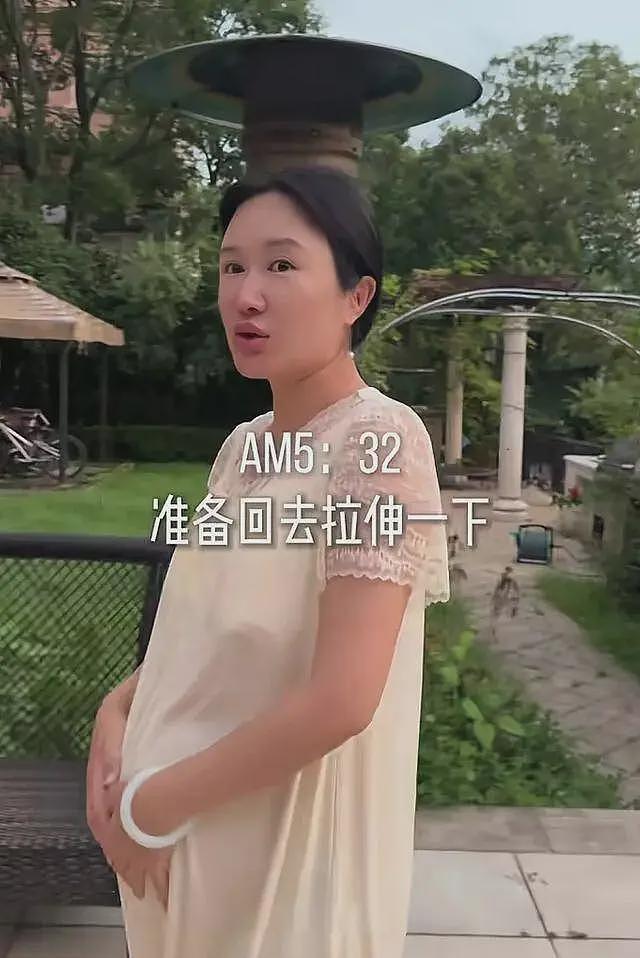 张纪中老婆晒别墅生活，超大后院加3层电梯，早餐喝牛奶燕窝补身体（组图） - 7