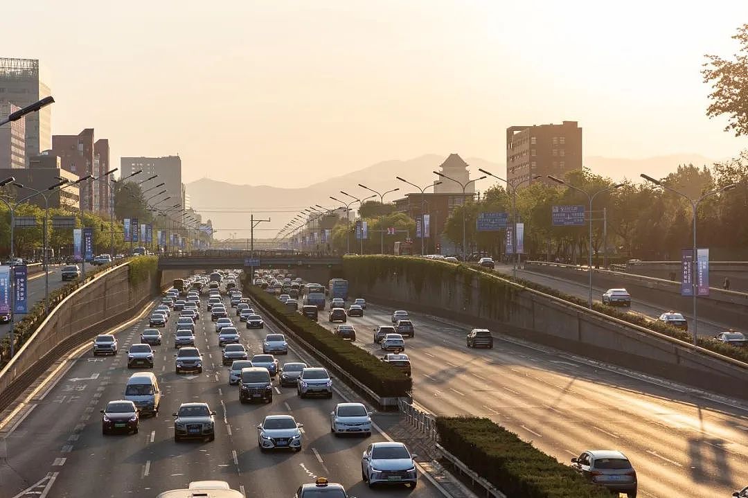 乘客方便、司机受益，滴滴包车深挖出行新场景（组图） - 6