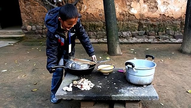 江苏贪官周秀德：40多本日记写着上百个女人，最终下场如何（组图） - 2