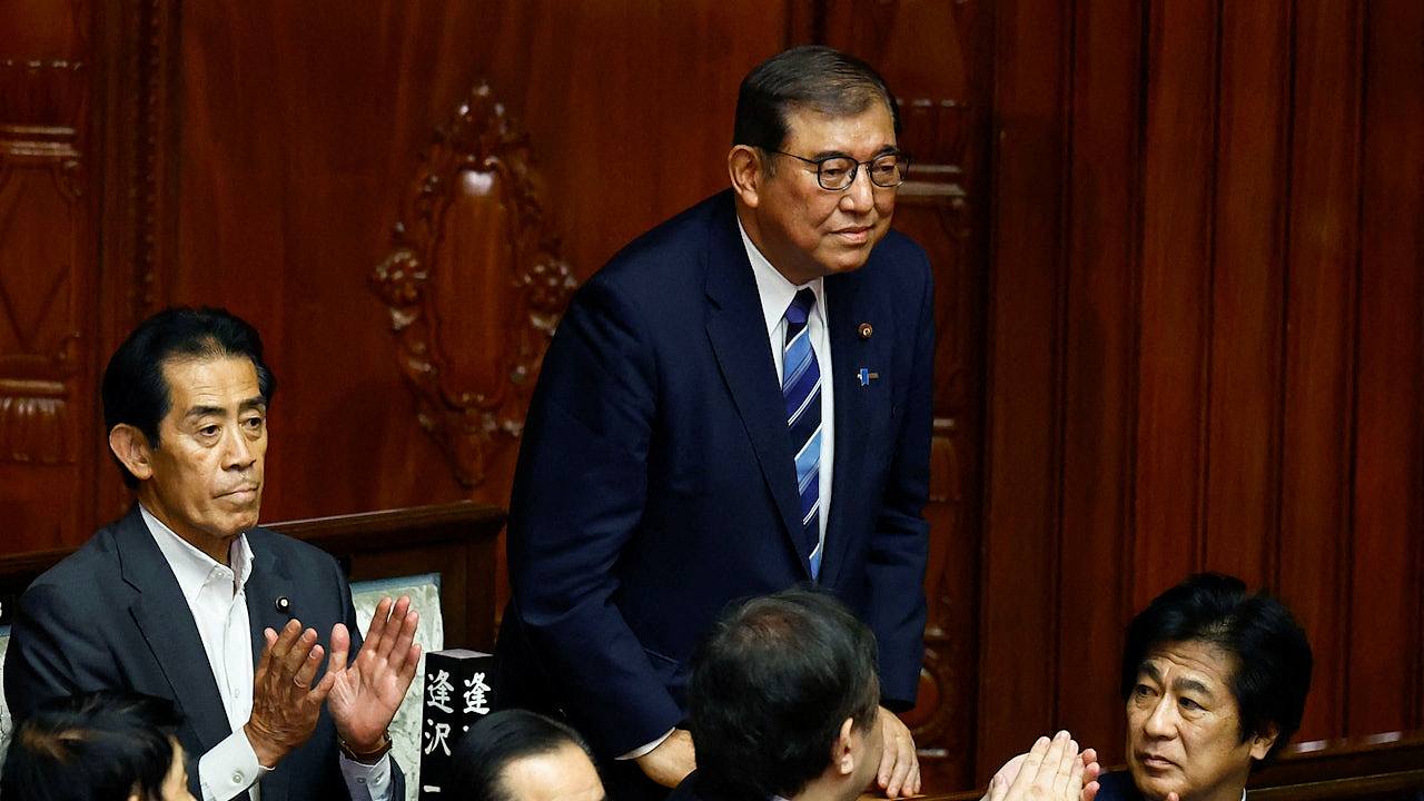 石破茂就任日本首相！誓言“粉身碎骨”实现5项施政目标（组图） - 1