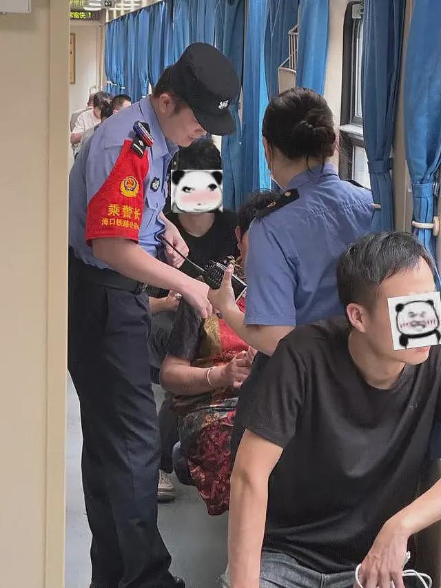 大学生火车上帮阿姨调手机，无意间看到一则信息，果断联系乘警（组图） - 3