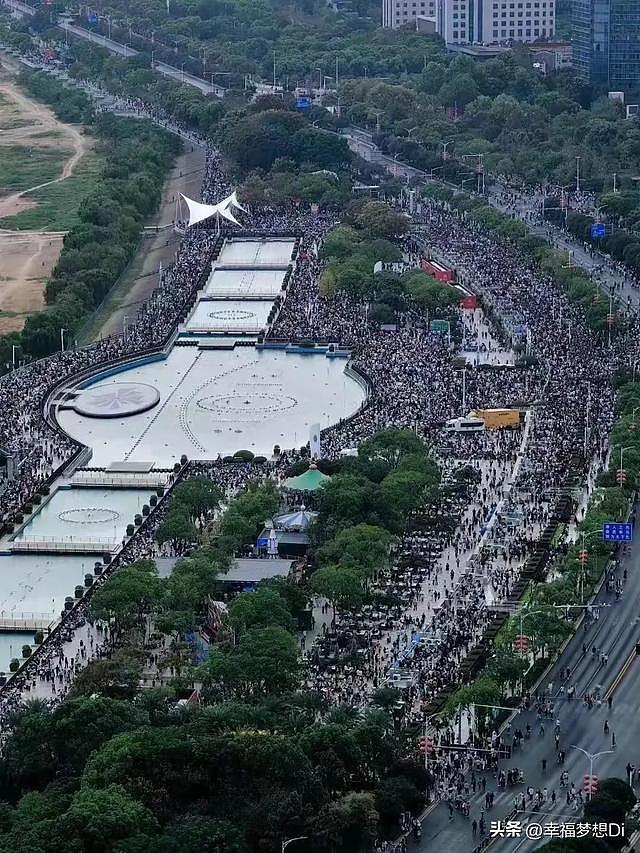 挤爆了！国庆假期中国最堵景点出现，网友大喊：快被挤成肉干了（组图） - 18