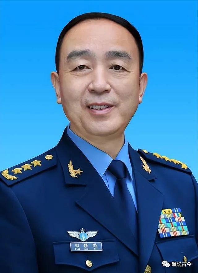 空军“大老虎”落马：授上将军衔，背靠副国级，涉严重违纪违法，妻子秘书均被拿下（组图） - 1