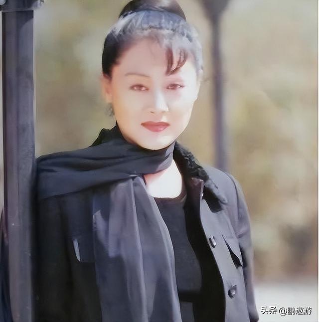 演员王姬的痛：儿子痴傻，自己被骗光积蓄，对不起33岁未婚的女儿（组图） - 6