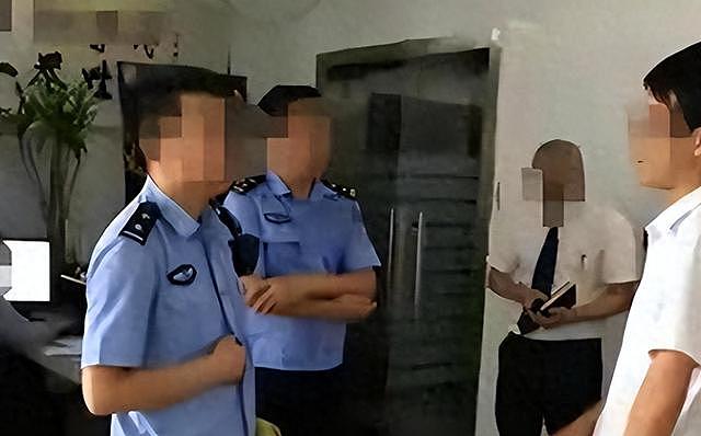 江苏男子2次报案，民警却拒不派警，致一家四口被杀（组图） - 1