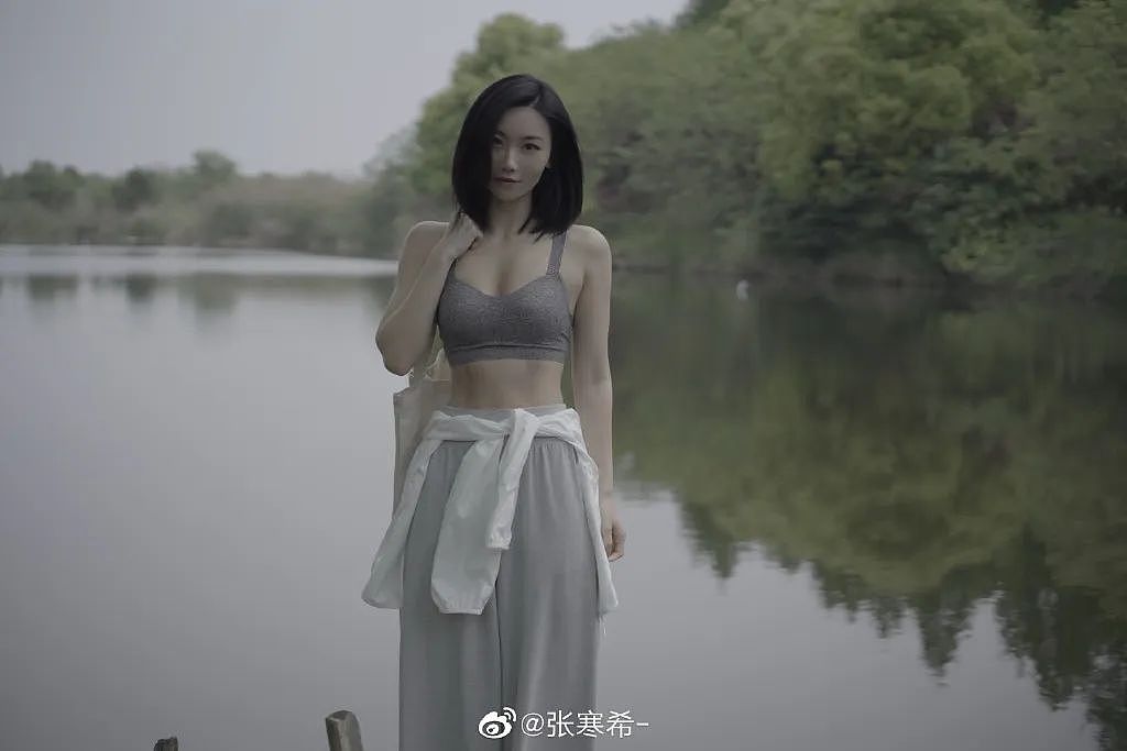 【美女】浙江24岁翘臀尤物太惹火，一个gif爆红全网，网友：心动了（组图） - 26