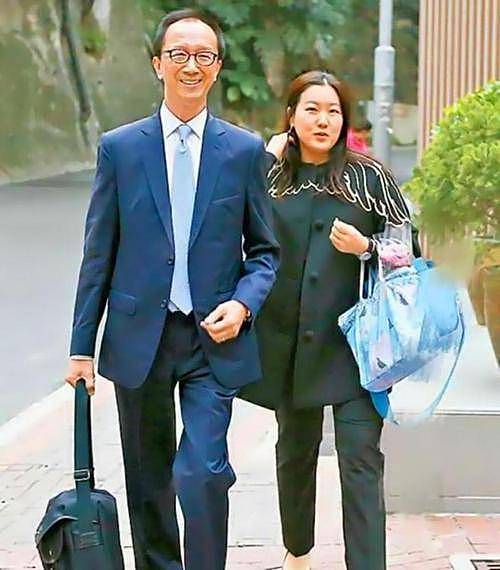 伏明霞欲撮合女儿和潘展乐，被曝与富豪离婚净身出户，如今要子女强强联合（组图） - 31