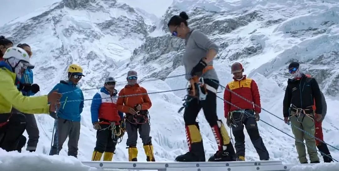 她10次登顶珠峰却惨遭虐待：从洗碗工走向传奇雪山女王，依旧难逃NPD丈夫魔爪？（组图） - 18