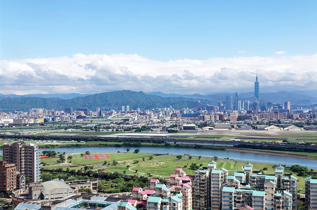 台湾餐饮业高压又低薪！他到澳洲“打拼7年买房”：国外月亮比较圆（图） - 1