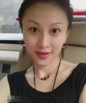 黄圣依和杨子离婚，那个在国外的复旦前妻却上了热搜...（组图） - 9