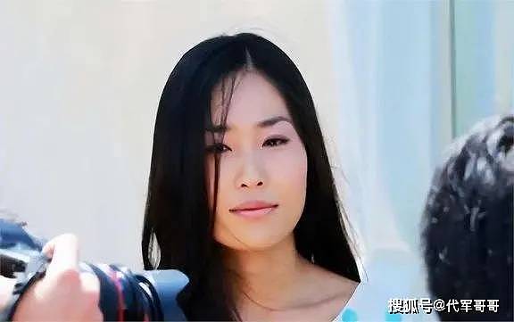 同样是张艺谋的基因，把肖华女儿和陈婷儿子一比..（组图） - 37