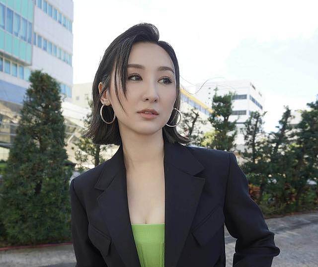 TVB知名女星真空上阵险走光，上位成公司一姐...（组图） - 9