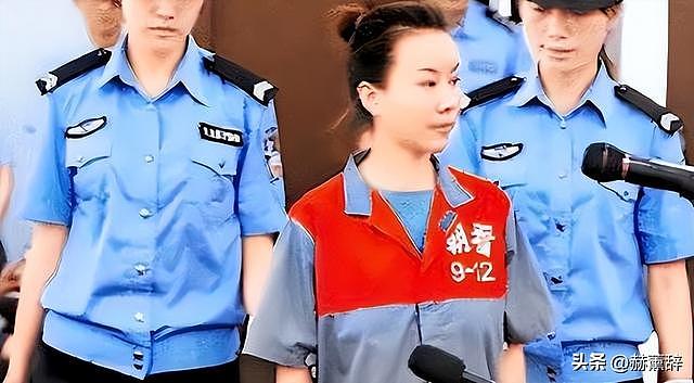 被丈夫满文军亲手送进监狱，囚禁256天的李俐，出狱后7年才离婚？（组图） - 8