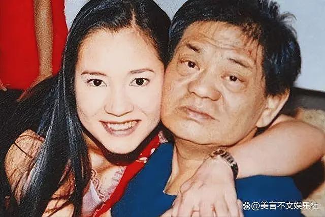 时隔21年后，陈宝莲跳楼撇下的男婴，已长成干爹“黄大少”的样子（组图） - 12