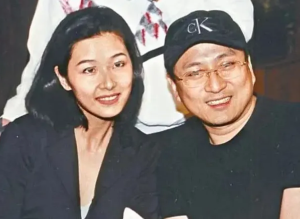 恭喜成功出嫁！恋爱15年终于结婚，亲爹曾阻止她进入娱乐圈！今高调办婚礼泪洒现场！（组图） - 32