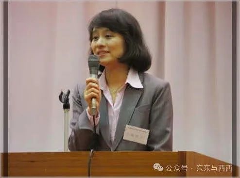 她辞掉1200万年薪工作，帮老公上街拉票40年，首相夫人的婚姻咱坚持不了一点……（组图） - 15