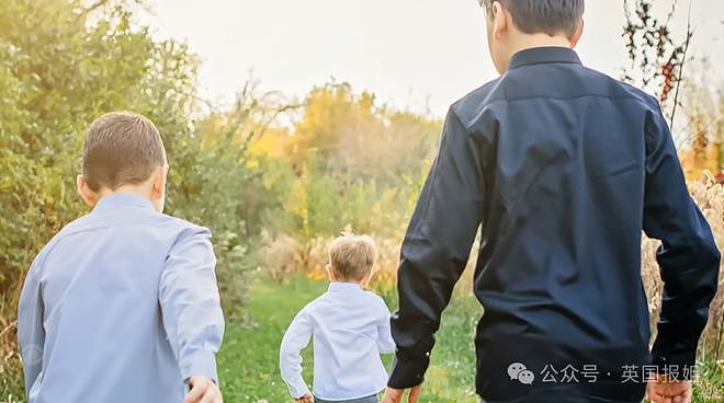 女子家中浴室惨死，身中14枪！丈夫参加知名节目诡异微笑发言曝光，细思恐极…（组图） - 12