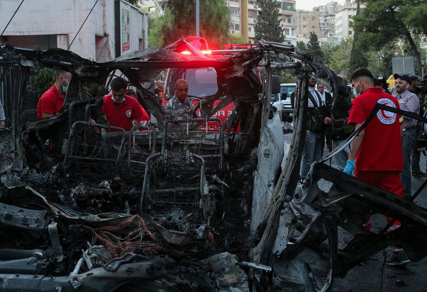 以军空袭大马士革南部住宅楼，叙利亚：至少7死20人伤（视频/组图） - 5