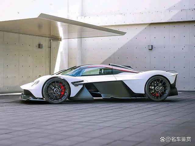 每周超跑系列：2022 阿斯顿马丁 Valkyrie Coupe（组图） - 5