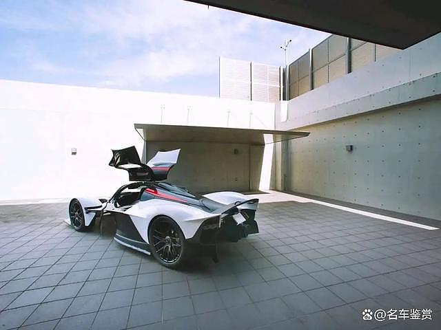 每周超跑系列：2022 阿斯顿马丁 Valkyrie Coupe（组图） - 16