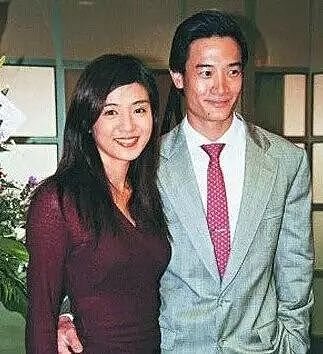 恭喜宣布结婚！跟男友创业差点破产，复出挣够钱就去复合！终于结婚生子正式退圈？（组图） - 15