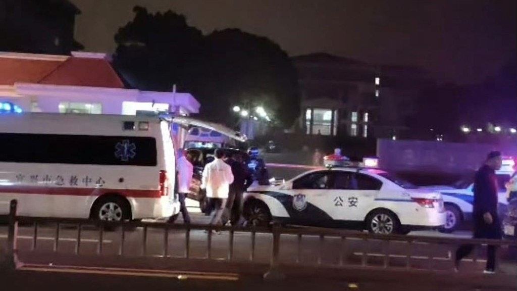 江苏21岁男无差别砍人8死17伤，凶手无法毕业，实习低薪见人就捅（视频/组图） - 5