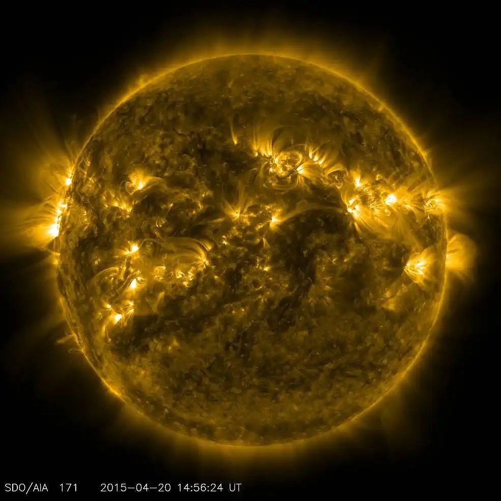 为什么宇宙中大多数天体都呈现“圆形”呢？背后的秘密来自一种动力学！（组图） - 7