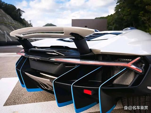 【汽车】每周超跑系列：2017 兰博基尼 Centenario LP770-4 Roadster（视频/组图） - 12