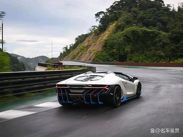 【汽车】每周超跑系列：2017 兰博基尼 Centenario LP770-4 Roadster（视频/组图） - 11