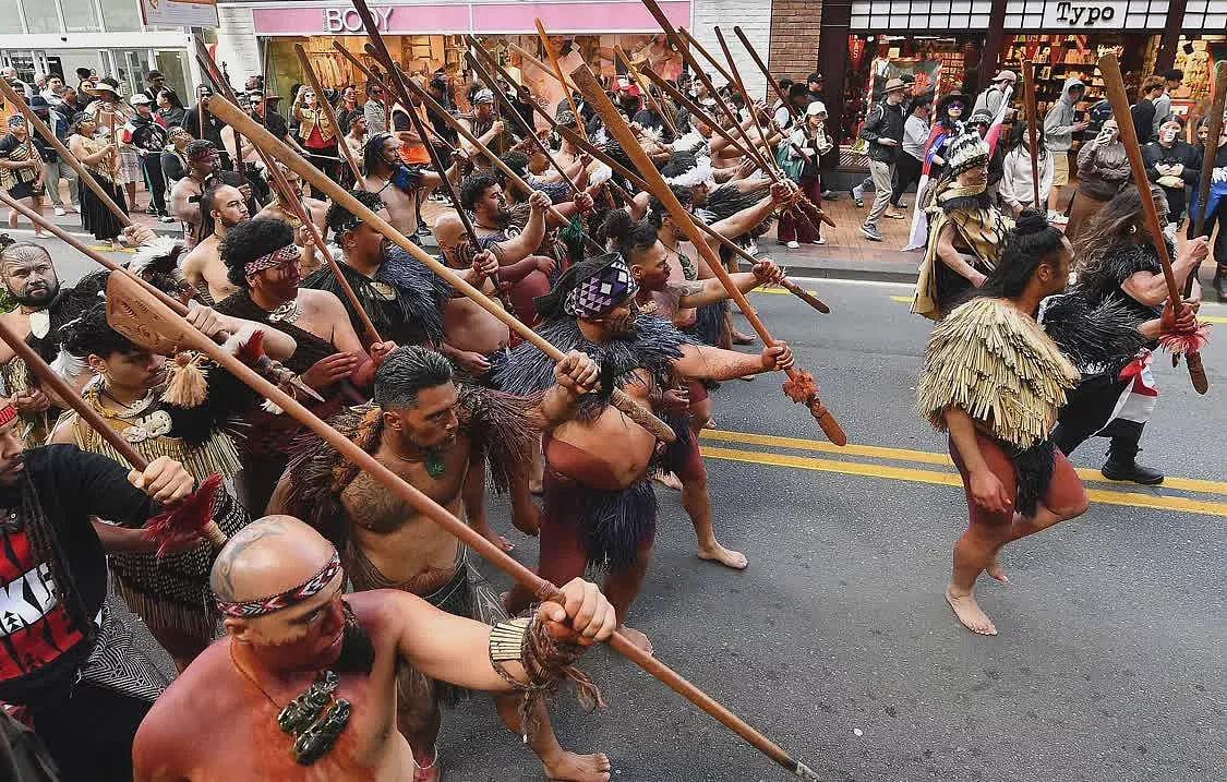 国会战舞后，4万毛利人齐聚首都，纷争缘起184年前（组图） - 2