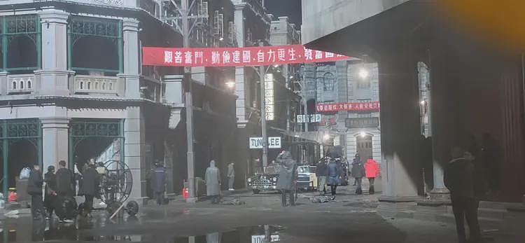 十几万横店群演集体调薪，短剧剧组在减少，4年“横漂”加500个群找戏拍（组图） - 5