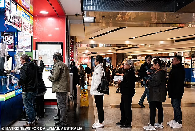 澳洲再现$1亿强力球，周四晚开奖！“最幸运”彩票店及号码公布（组图） - 2