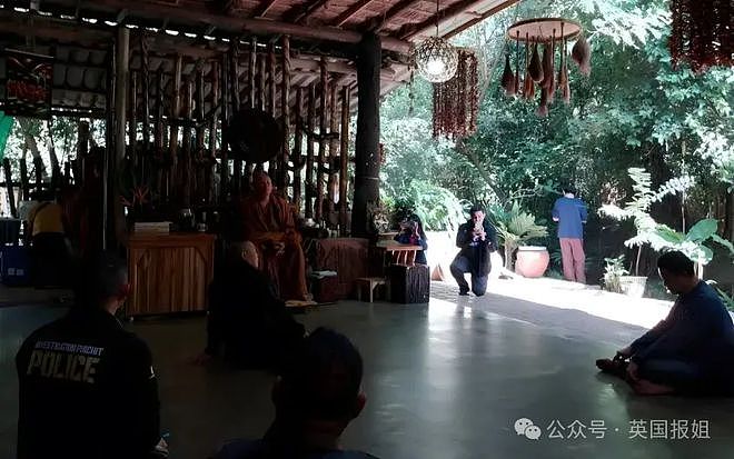 泰国佛寺被曝用僧人遗体“修行”？寺内藏73具无名尸，许愿池还养了600只鳄鱼…（组图） - 5