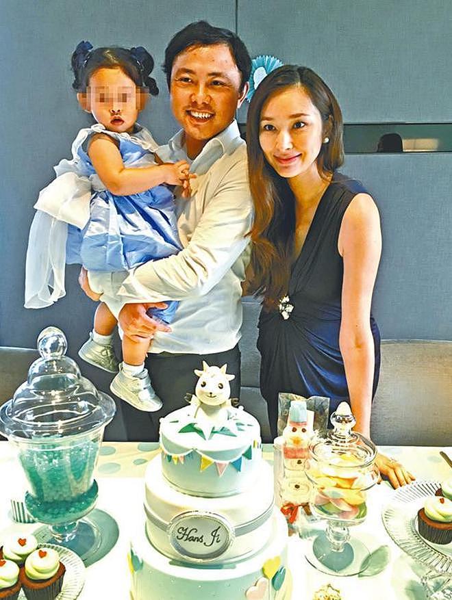 台媒曝吴佩慈未婚夫被FBI通缉，涉案金额逾2330亿，她却不受影响（组图） - 1