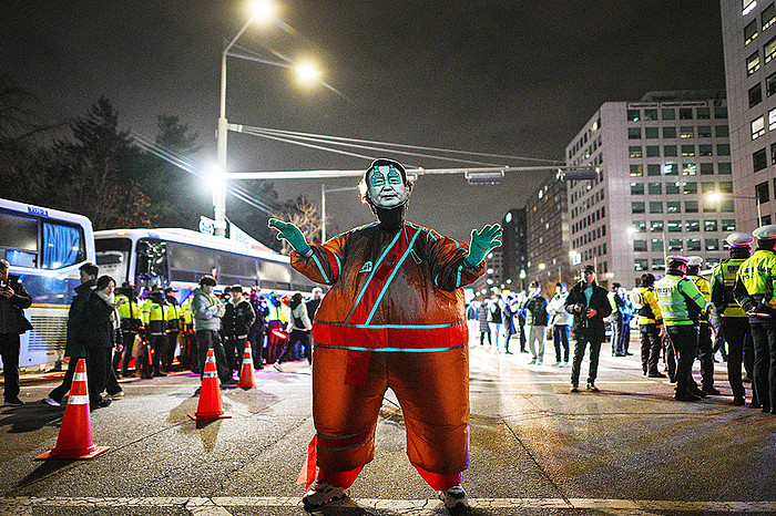 首尔“动荡”一夜，当地华人：半夜能听到直升机声（组图） - 8