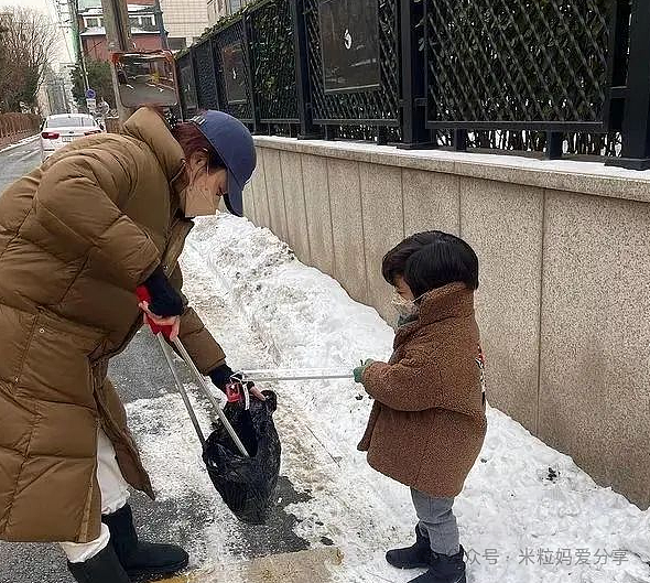 再婚还是离了！离婚4年后，曾红翻天的童年女神蔡琳单身带娃，5岁儿子一句话让她崩溃破防（组图） - 20