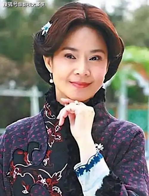 同人不同命，6位“琼女郎”：有人被骗800万，有人沉迷医美毁了容（组图） - 81