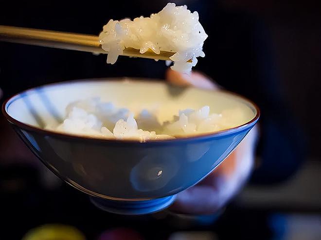 上海知名主持人自曝：被穿破胃扎到肝，已紧急手术！很多人吃过亏，重要提醒（组图） - 8