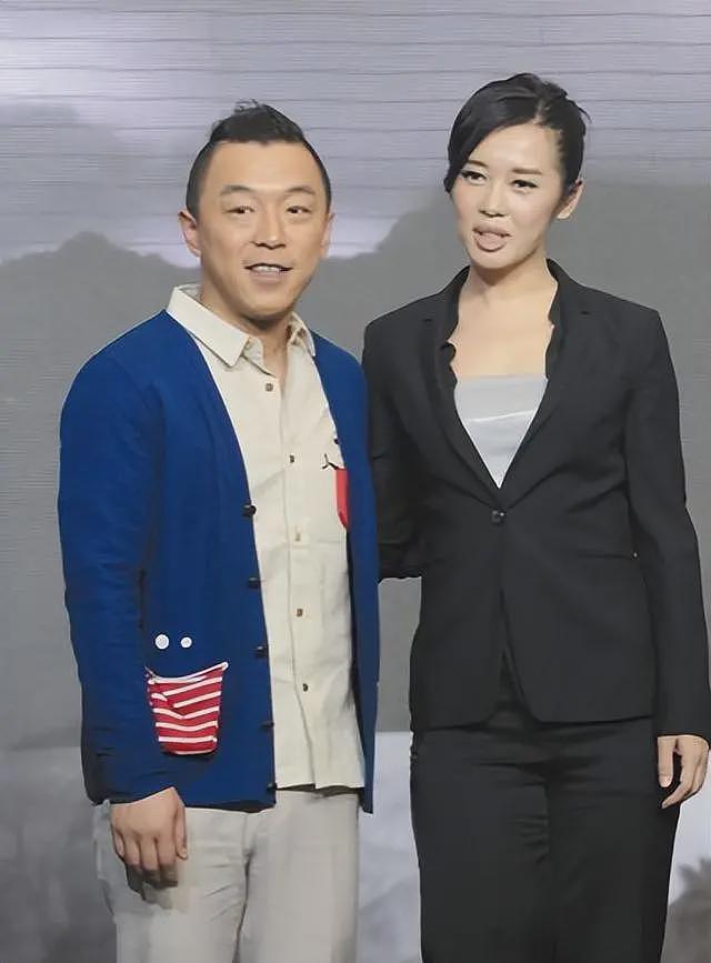 她和导演同居12年被抛弃，将黄渤亲到害羞，如今47岁身价40亿（组图） - 10