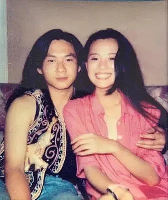 嫁给王菲初恋，结婚20年不生子，身家上亿，最近“出走”？（组图） - 31