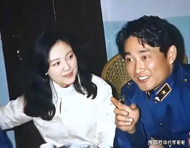 她与丈夫恩爱45年零绯闻，如今直面衰老...（组图） - 8