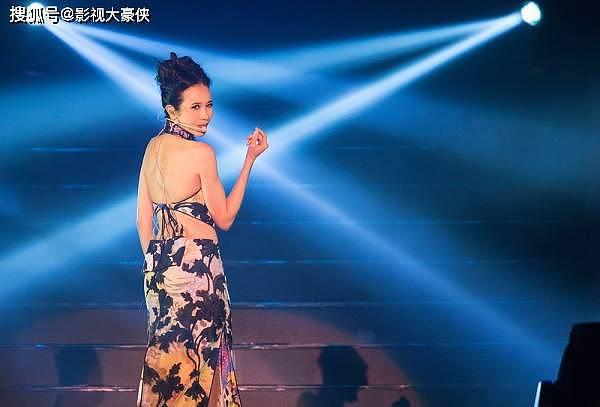 娱乐圈这5位美女堪称“腿精“，被称脖子以下全是腿（组图） - 24