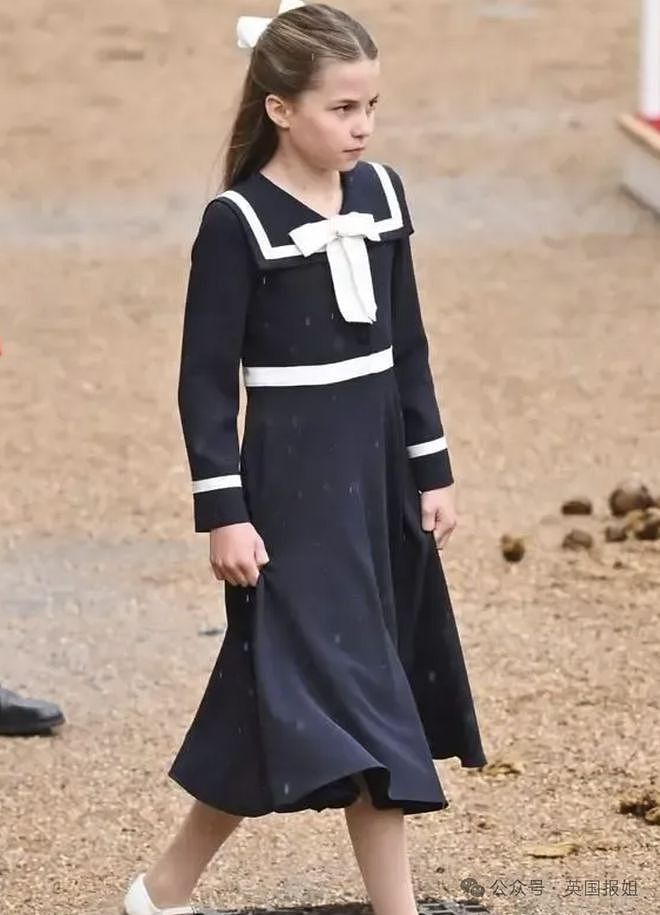 英王室三小只罕见露面长太快！夏洛特气场又变强，乔治更像爹，老幺路易居然不皮了变好乖（组图） - 29