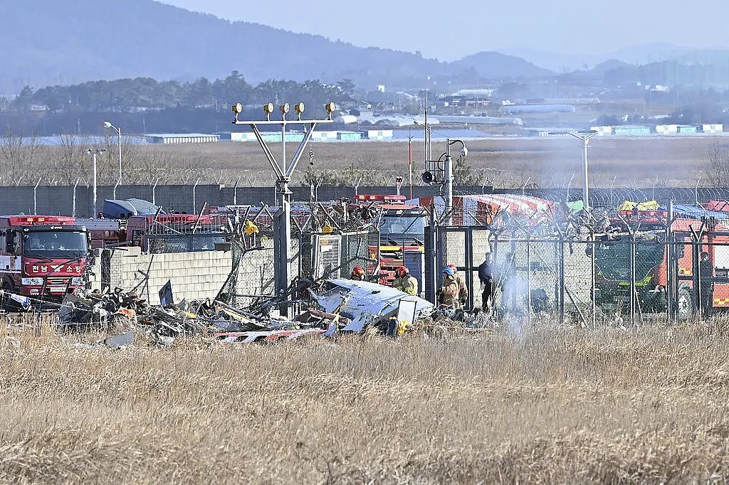 恐怖空难黑匣子已找到！179人全遇难，坠机前乘客聊天曝光（组图） - 1