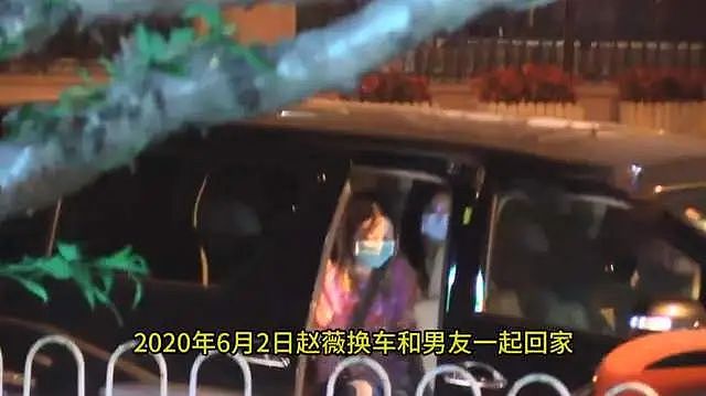 记者曝赵薇母女近况，新男友是富二代摄影师，前夫逃瑞士再婚生子（组图） - 5