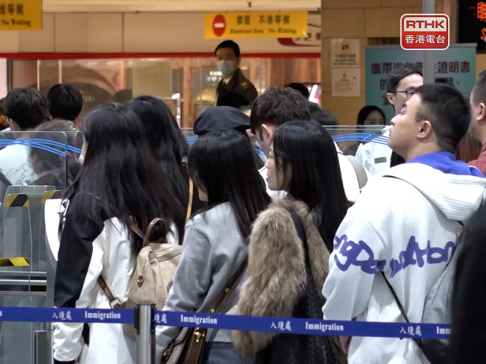 当场死亡！露宿街头！香港一夜之间发生了什么（组图） - 15