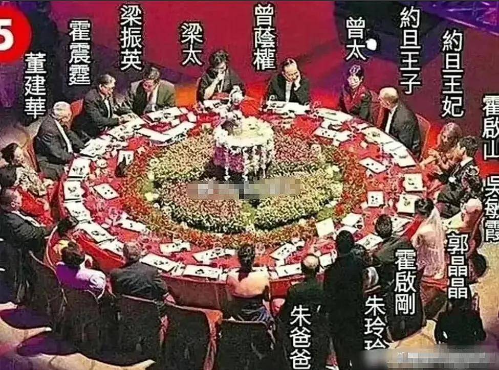 同样是“平民”嫁豪门，把徐子淇和李嘉欣放一起，区别出来了（组图） - 24