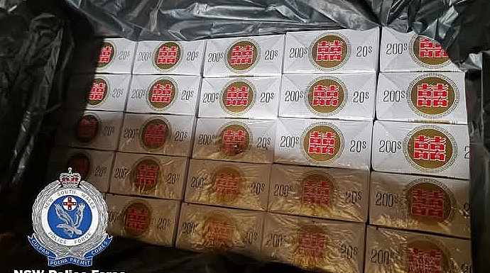 澳货车超速被查，警方意外缴获大量“黑烟”，价值超$320万（组图） - 2