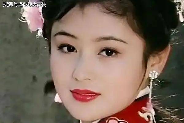 别“挤胸”尬演古装美人了，这6位女星告诉你，什么叫古典美人（组图） - 14